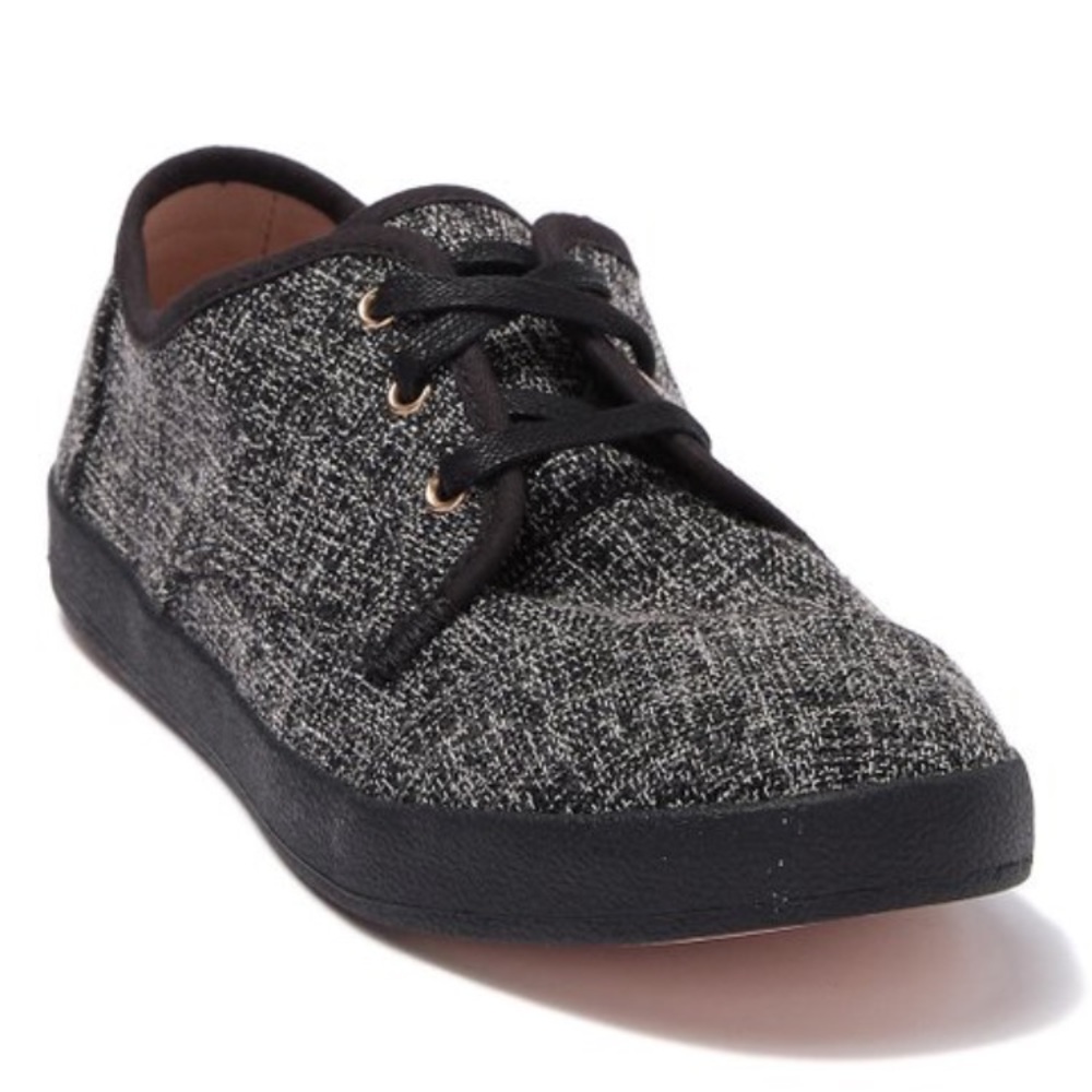 Toms Women’s Two-Tone Woven Paseo Sneaker